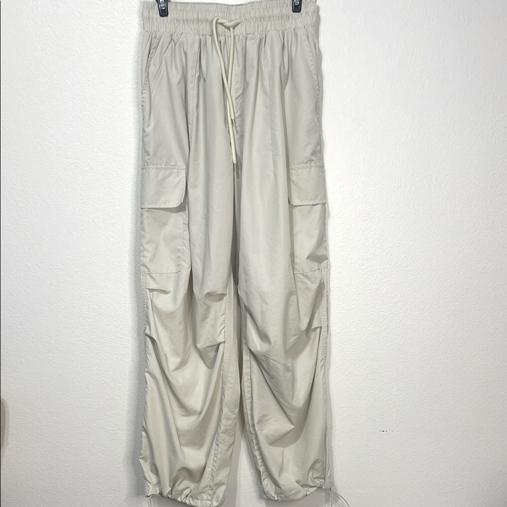 Sadie & Sage Cream Track Pants with Relaxed Fit Size Small NWOT